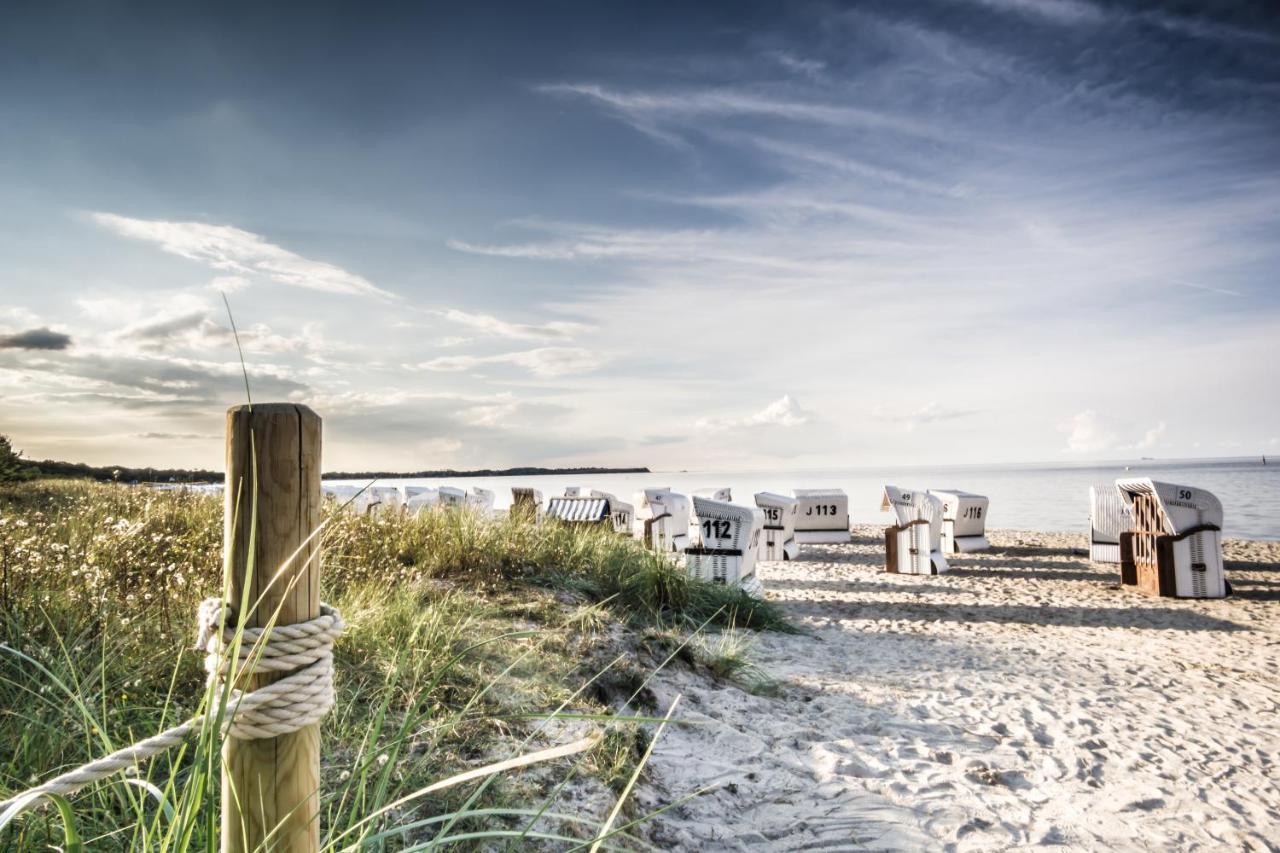 Strandhaus Ruegen - Meerblick, Sauna, Kamin & Whirlpool بابي المظهر الخارجي الصورة