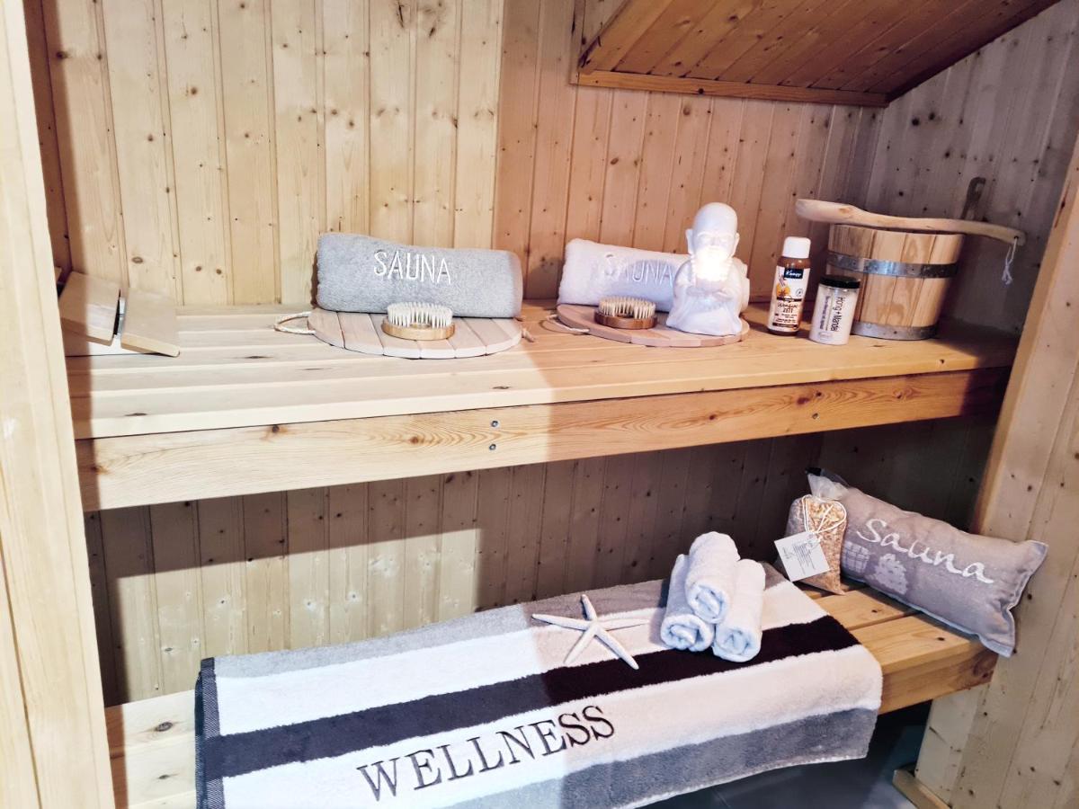 Strandhaus Ruegen - Meerblick, Sauna, Kamin & Whirlpool بابي المظهر الخارجي الصورة