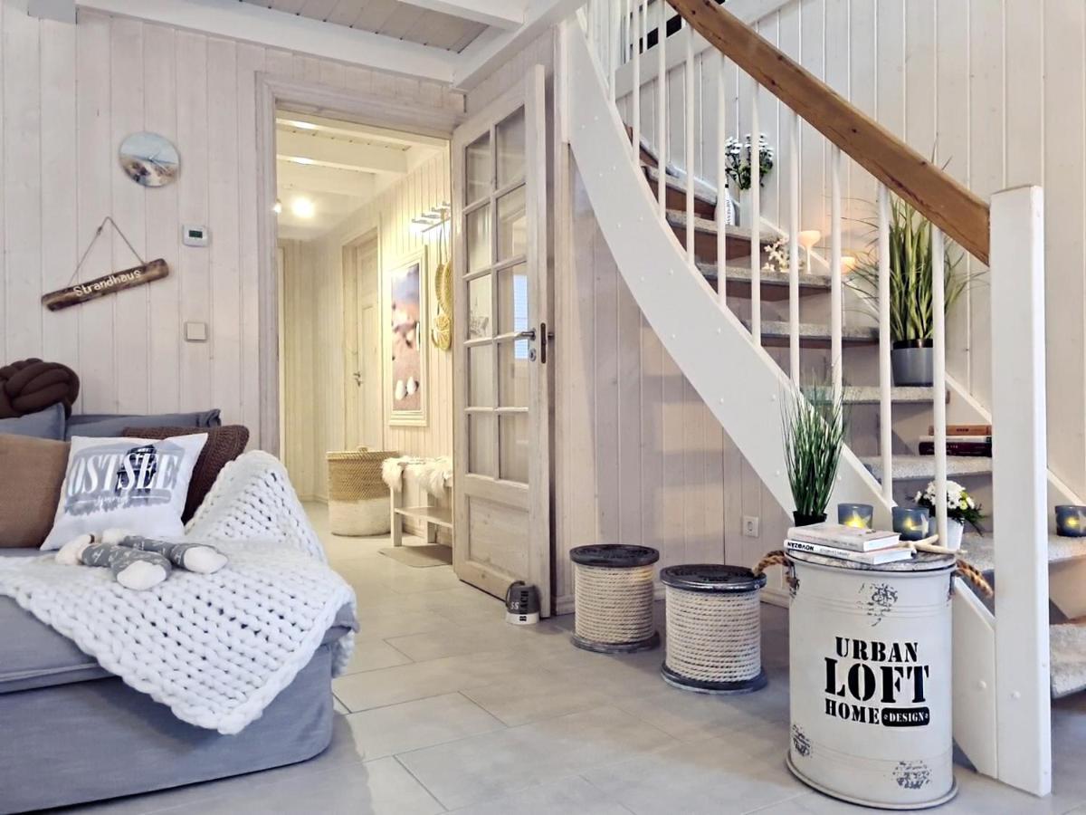 Strandhaus Ruegen - Meerblick, Sauna, Kamin & Whirlpool بابي المظهر الخارجي الصورة