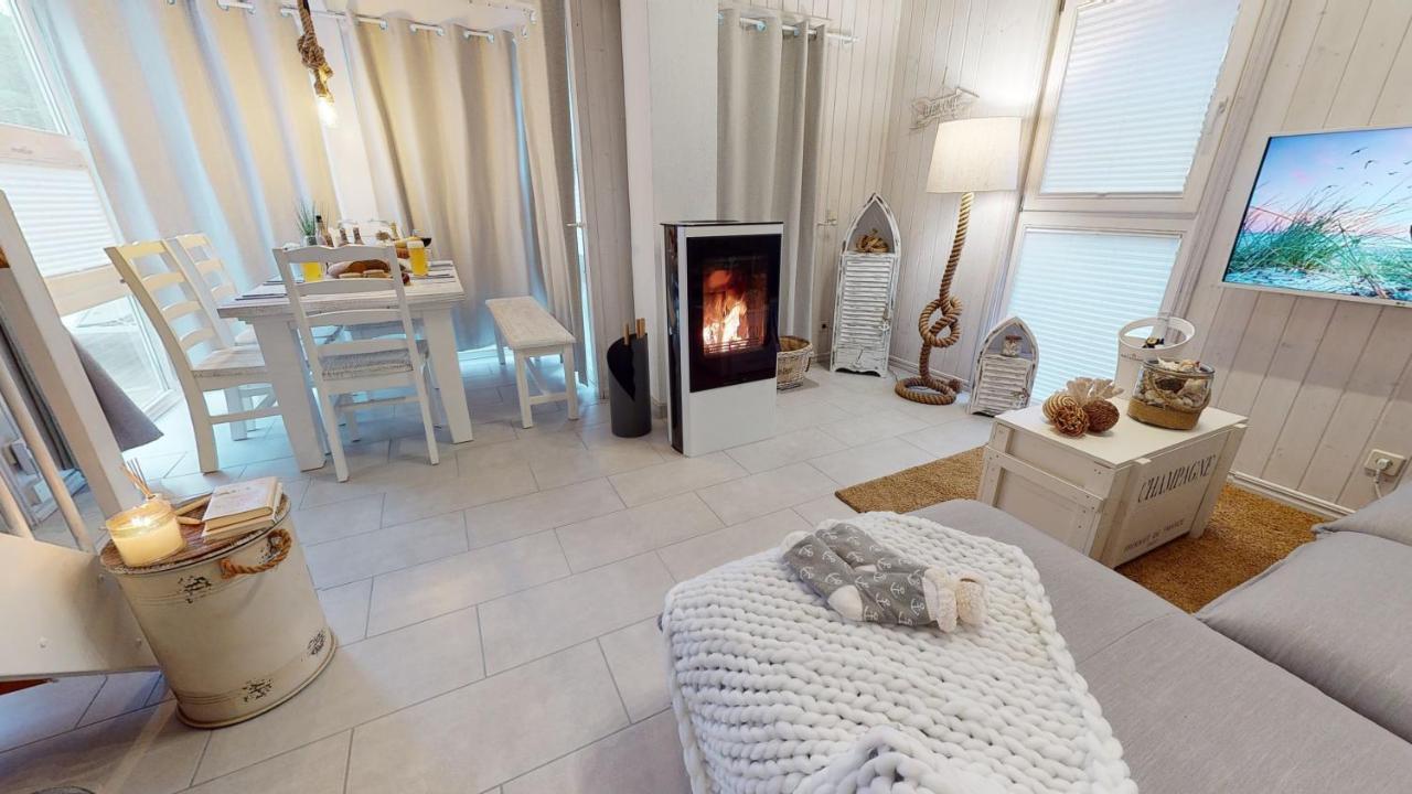 Strandhaus Ruegen - Meerblick, Sauna, Kamin & Whirlpool بابي المظهر الخارجي الصورة