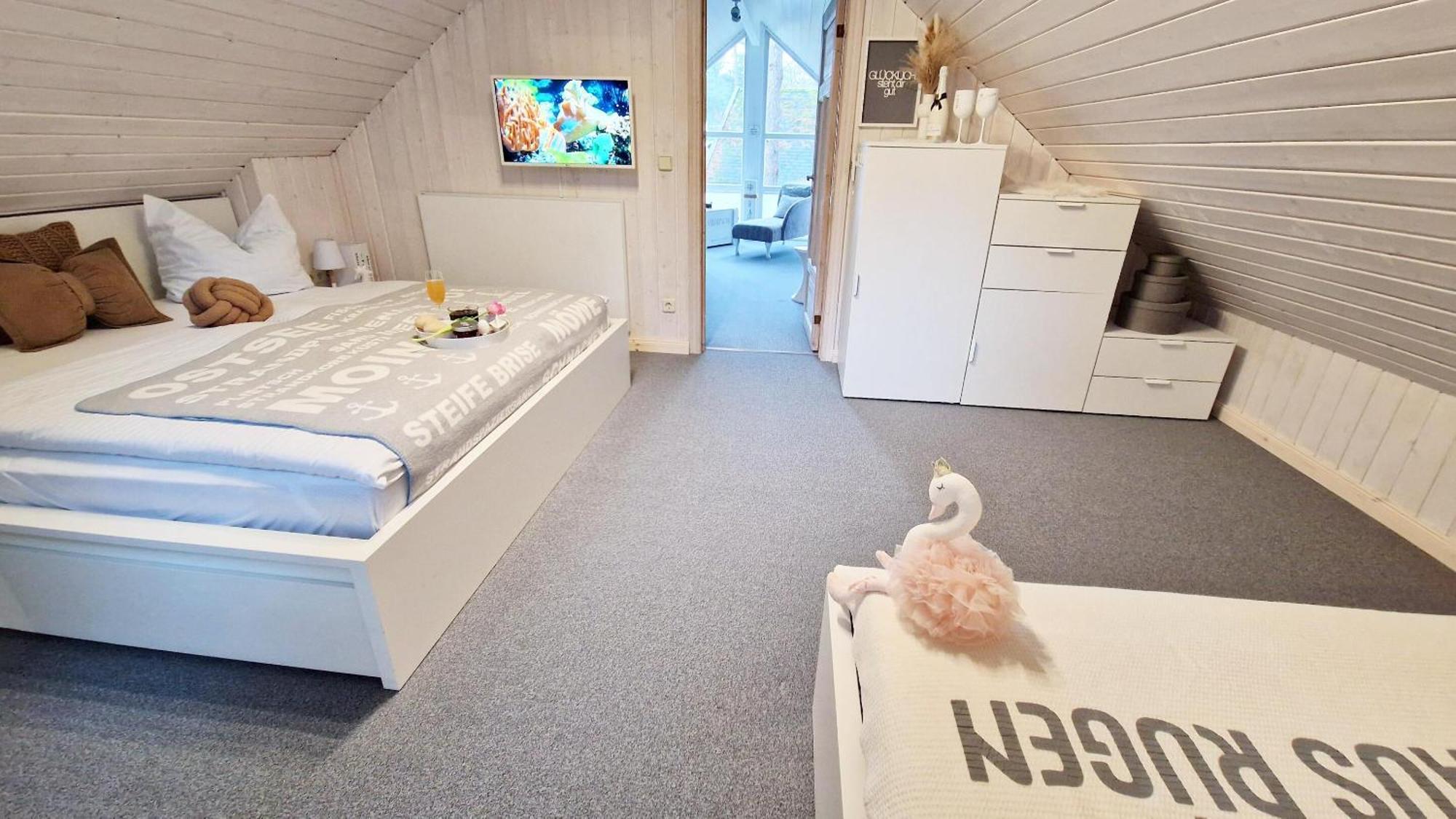 Strandhaus Ruegen - Meerblick, Sauna, Kamin & Whirlpool بابي المظهر الخارجي الصورة